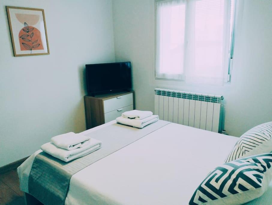Precioso Apartamento En Pamplona Junto Al Centro Zewnętrze zdjęcie