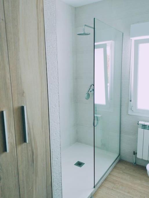 Precioso Apartamento En Pamplona Junto Al Centro Zewnętrze zdjęcie